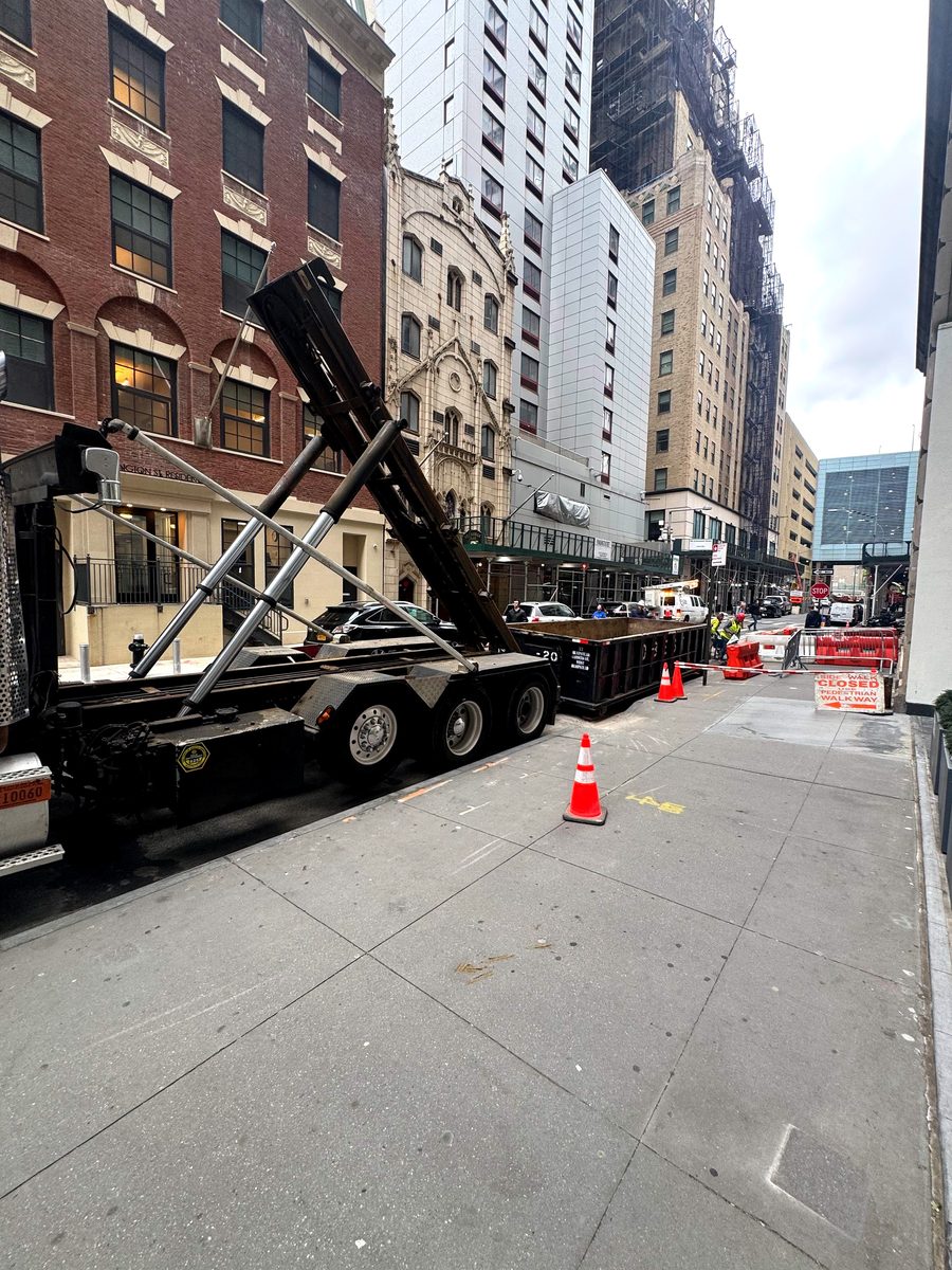 St. Louis Dumpster Express Cleanout Service in St. Louis